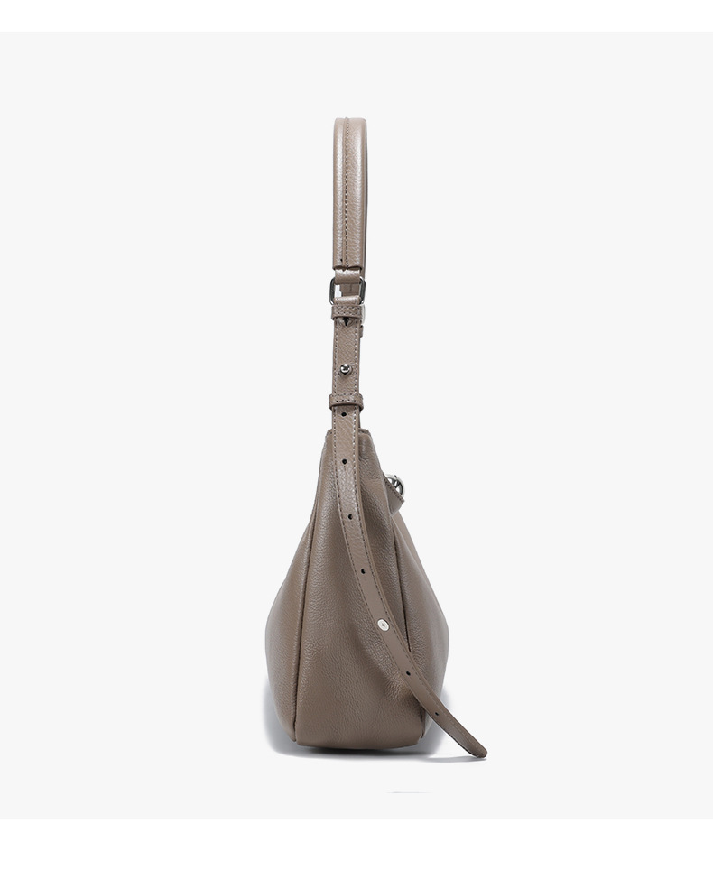 Women’s Leather Shoulder Bag – Timeless Minimalist Style Women’s Leather Shoulder Bag – Timeless Minimalist Style